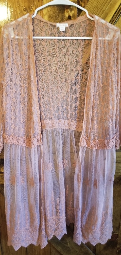Lacey pull over